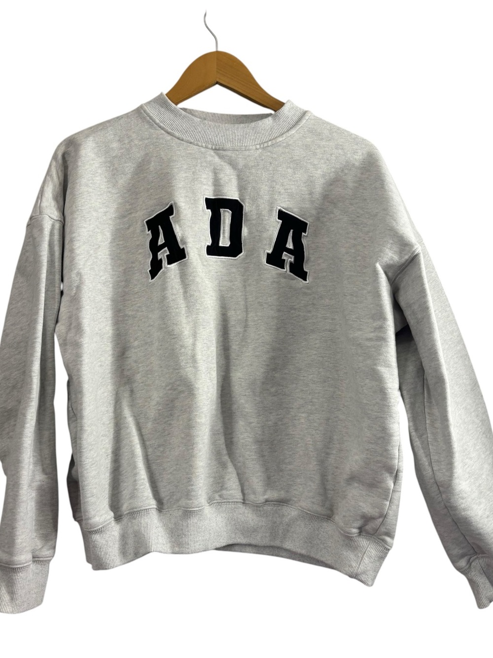 Adanola Women's ADA Sweatshirt Gray women’s size M.